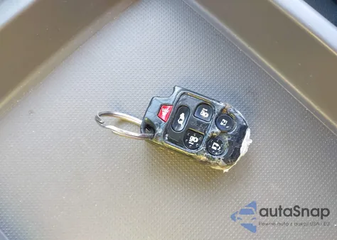 2011 Honda Odyssey z USA, uszkodzony, nr VIN MISSINGVIN